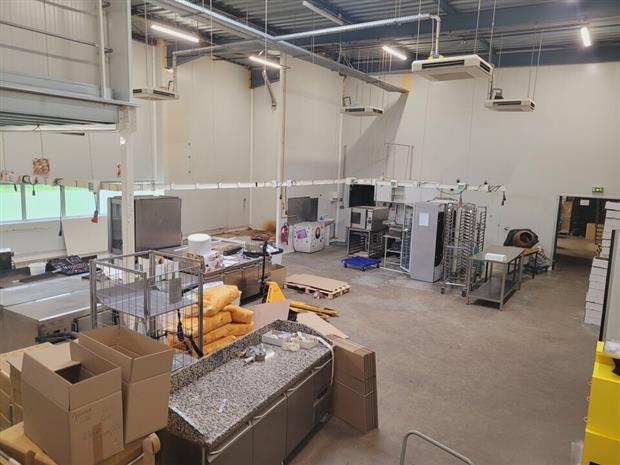 Local d'activités Location 27100 VAL DE REUIL