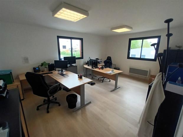 Local d'activités Location 27310 SAINT OUEN DE THOUBERVILLE