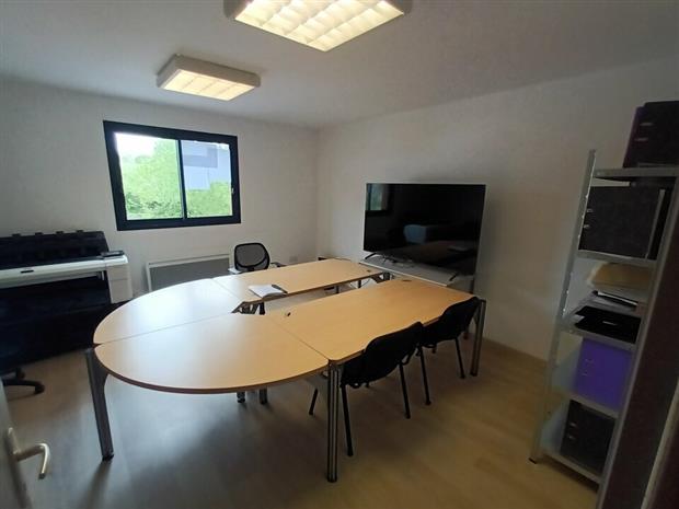 Local d'activités Location 27310 SAINT OUEN DE THOUBERVILLE
