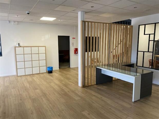 Bureau Location 27950 SAINT MARCEL