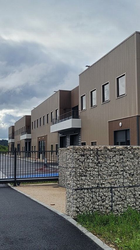 Local d'activités Vente 76350 OISSEL