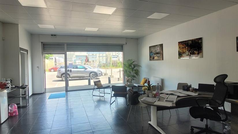 Local d'activités Location 76770 LE HOULME