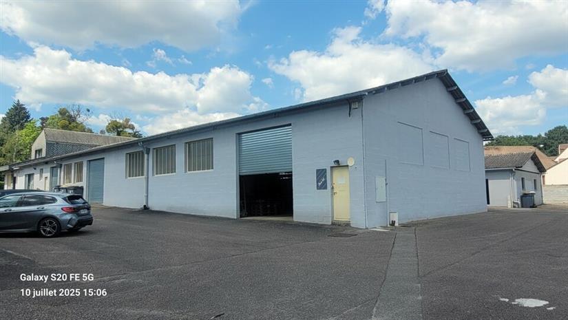 Local d'activités Location 76350 OISSEL