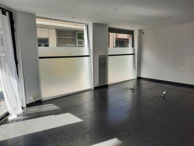Commerce Location 76000 Rouen