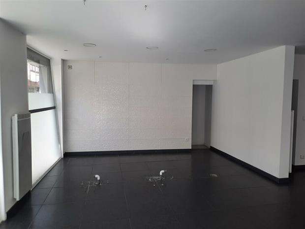 Commerce Location 76000 Rouen