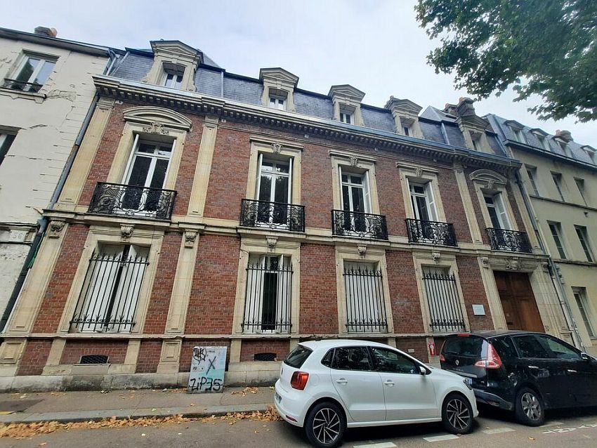 Chargement de l'image...