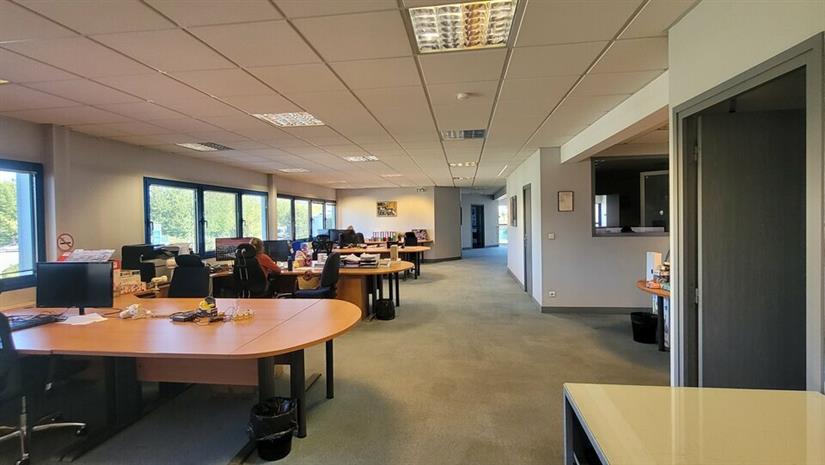 Local d'activités Location 76150 LA VAUPALIERE