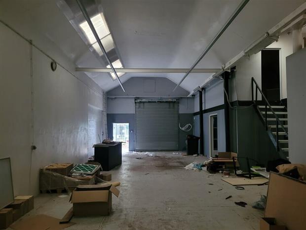 Local d'activités Location 76770 LE HOULME