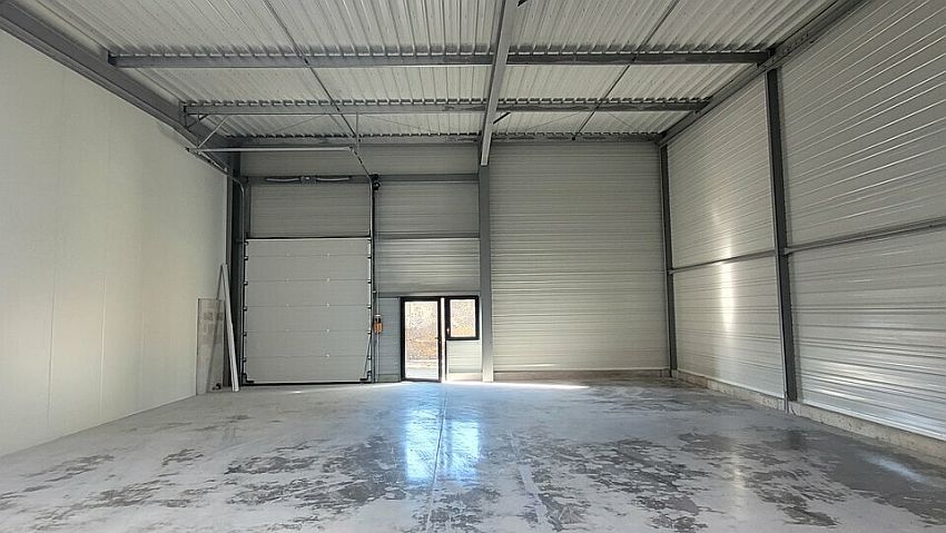 Local d'activités Location 76350 OISSEL