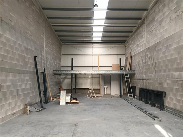 Local d'activités Location 76570 PAVILLY