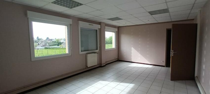 Bureau Location 76170 LA FRENAYE