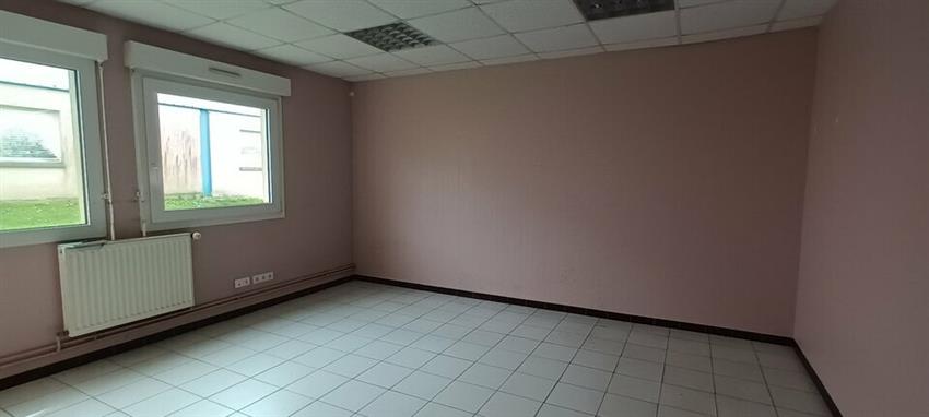 Bureau Location 76170 LA FRENAYE