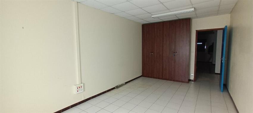 Bureau Location 76170 LA FRENAYE