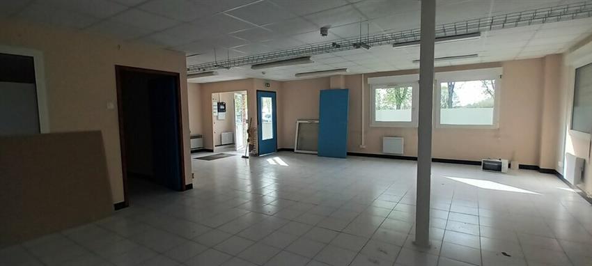Bureau Location 76170 LA FRENAYE