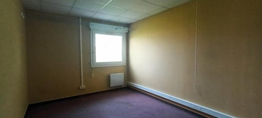 Bureau Location 76170 LA FRENAYE