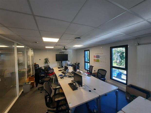 Bureau Location 76130 MONT-SAINT-AIGNAN