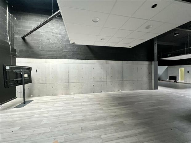 Commerce Location 76360 BARENTIN