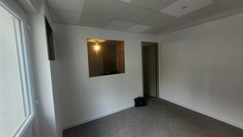 Local d'activités Location 76160 SAINT JACQUES SUR DARNETAL