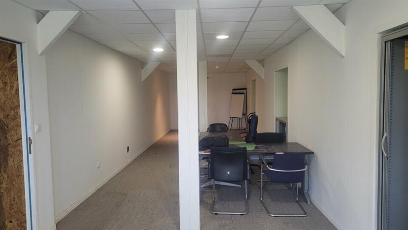 Local d'activités Location 76160 SAINT JACQUES SUR DARNETAL