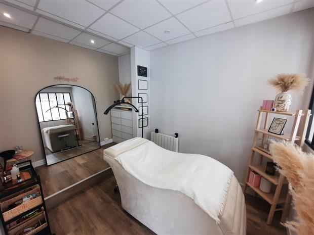 Commerce Location 76300 SOTTEVILLE LES ROUEN