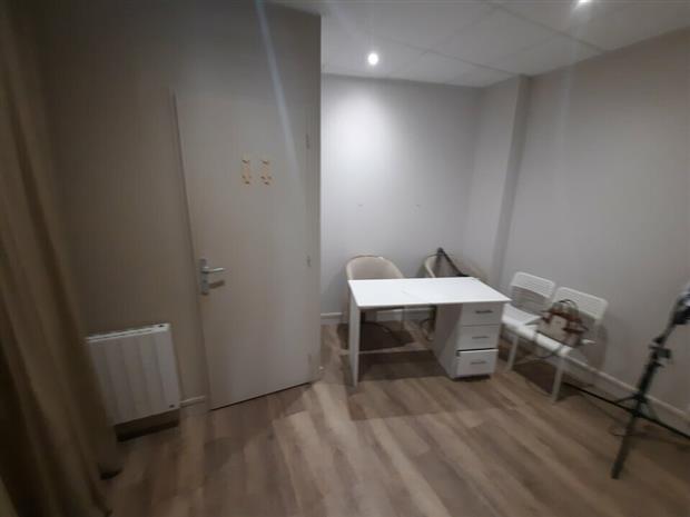 Commerce Location 76300 SOTTEVILLE LES ROUEN