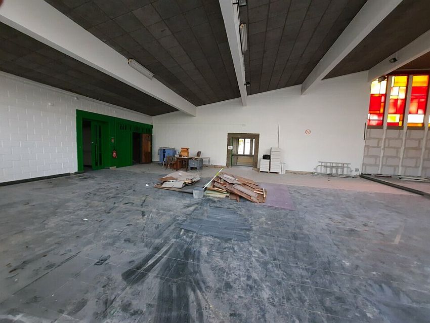 Commerce Location 76300 SOTTEVILLE LES ROUEN