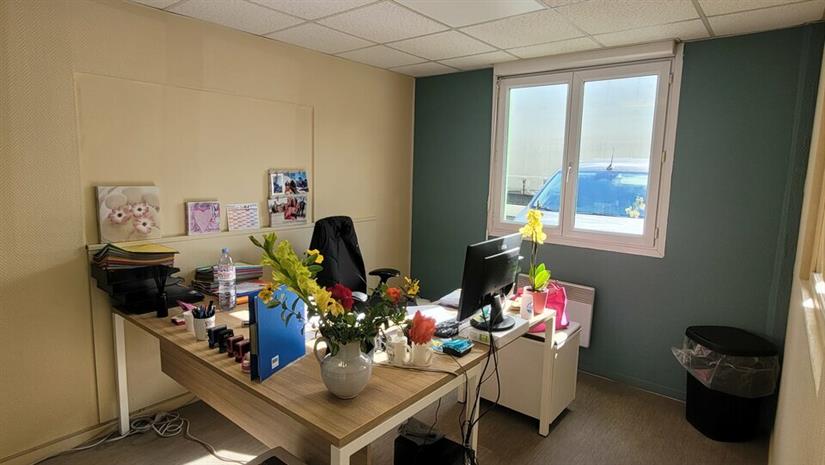 Local d'activités Location 76150 MAROMME