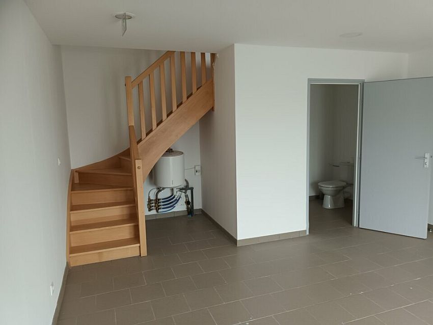 Local d'activités Location 78550 HOUDAN