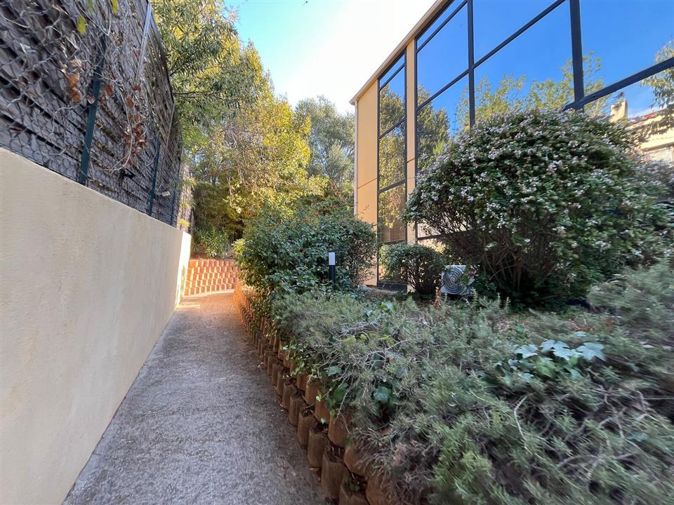 Bureau Location 06200 NICE