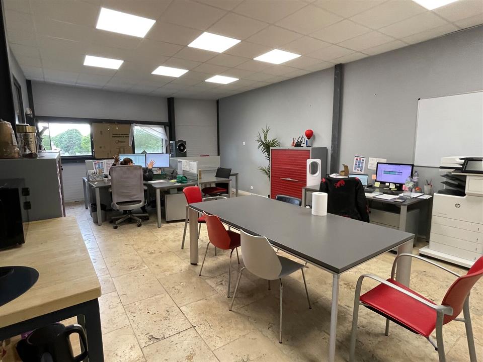 Local d'activités Location 34130 VALERGUES