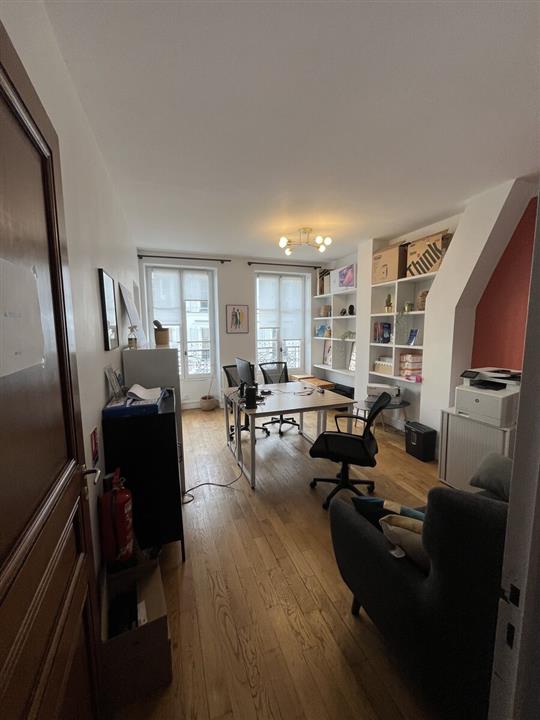 Bureau Location 75004 PARIS 39 RUE DU TEMPLE