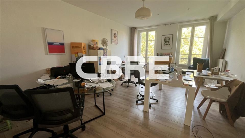 Bureau Location 06000 NICE