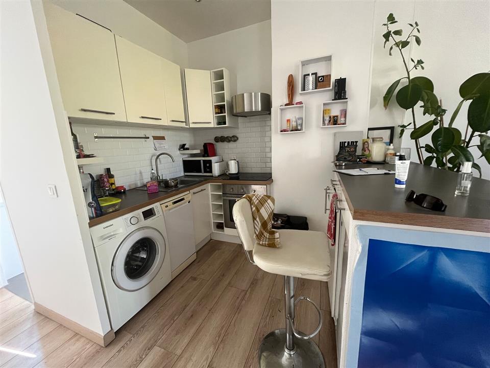Bureau Location 06000 NICE