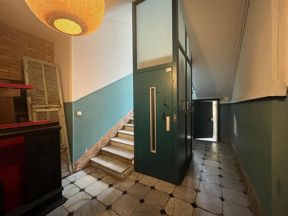 Bureau Location 06000 NICE