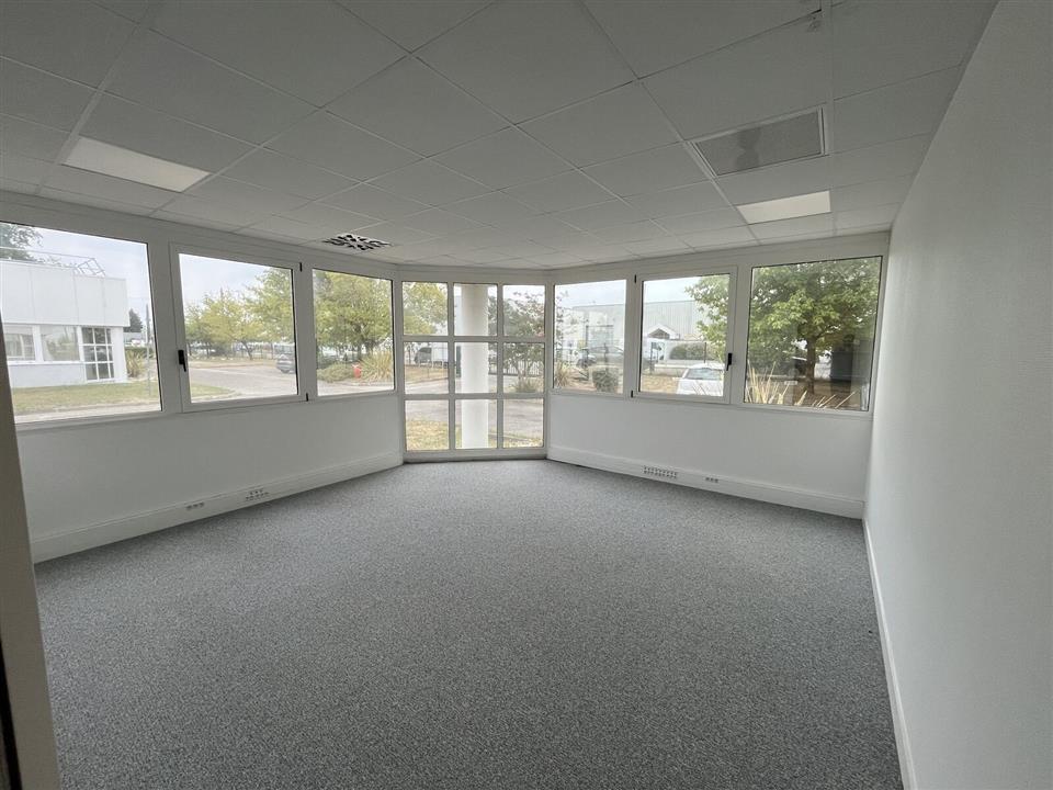Bureau Location 33700 MERIGNAC  AVENUE DE MAGUDAS