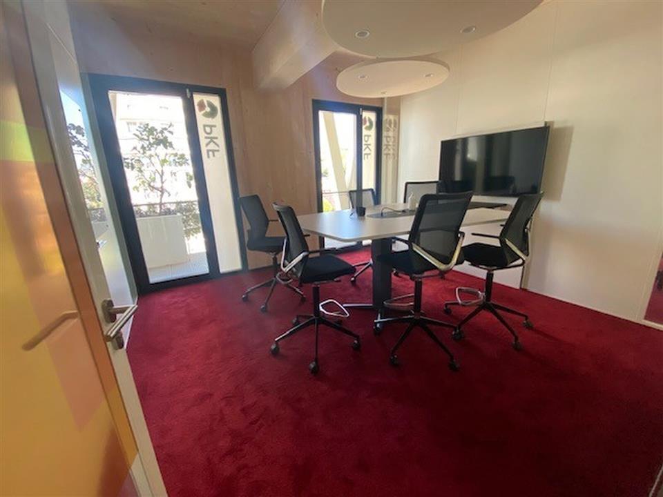 Bureau Location 06200 NICE