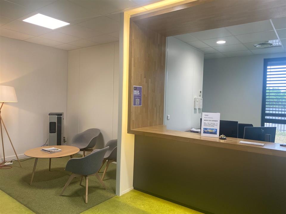 Bureau Vente/Location 69800 ST PRIEST 3 RUE JEAN CARMET