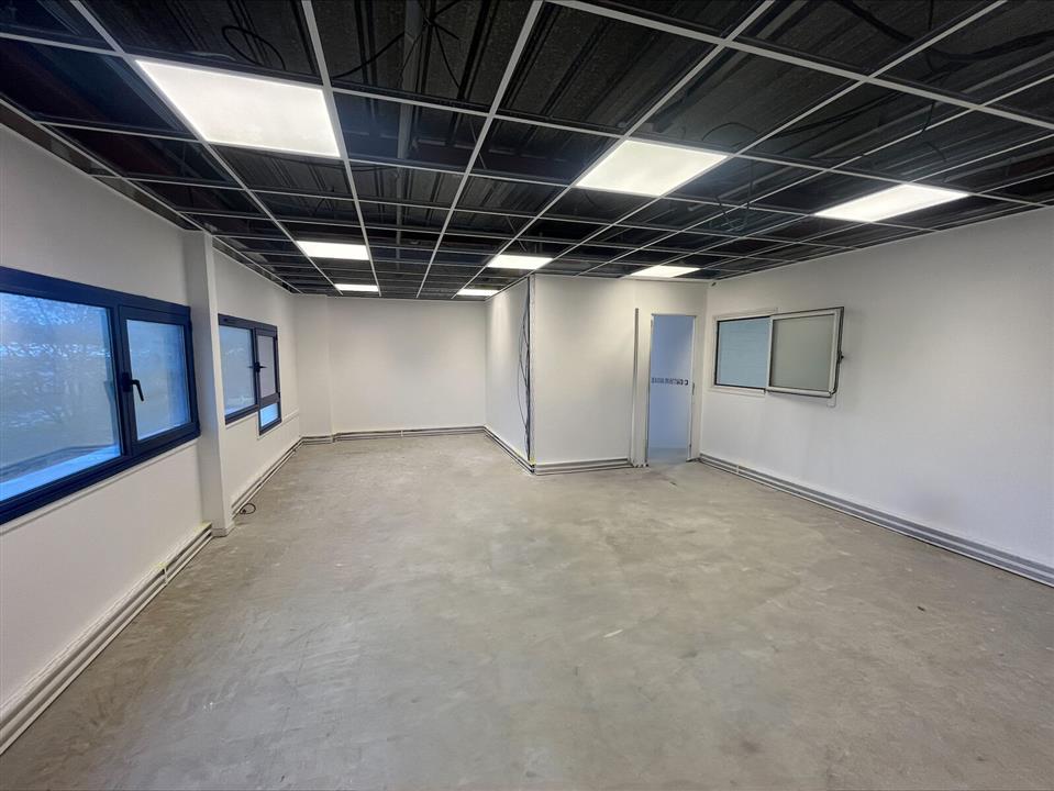 Local d'activités Location 91700 STE GENEVIEVE DES BOIS
