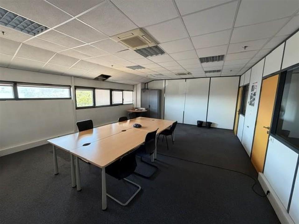 Entrepôt / Local d'activités Location 13170 LES PENNES MIRABEAU