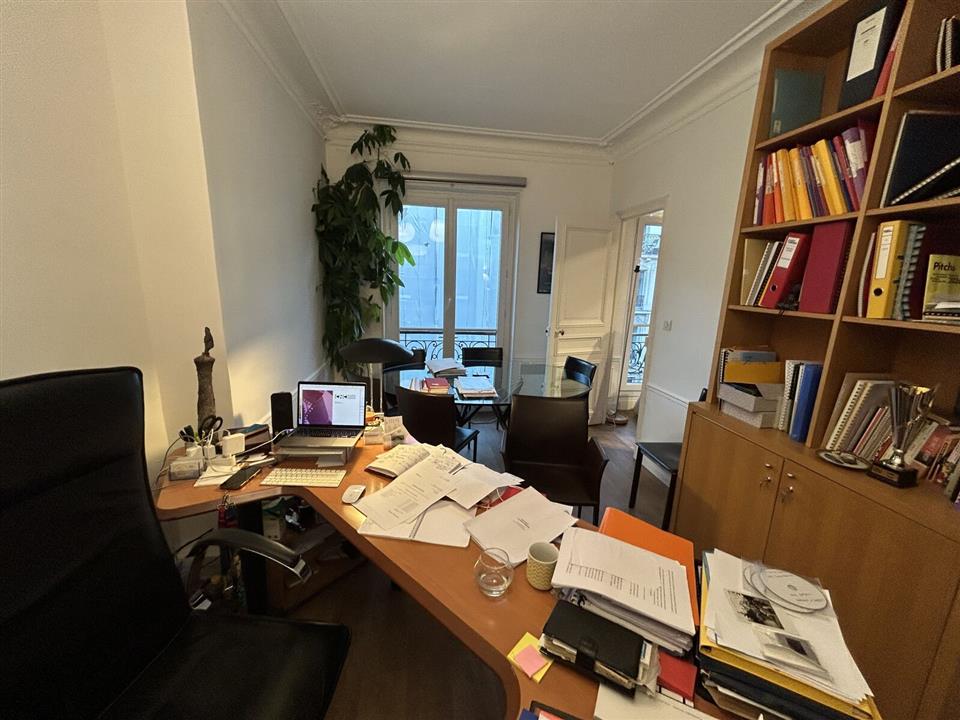 Bureau Location 75010 PARIS 19 RUE BEAUREPAIRE