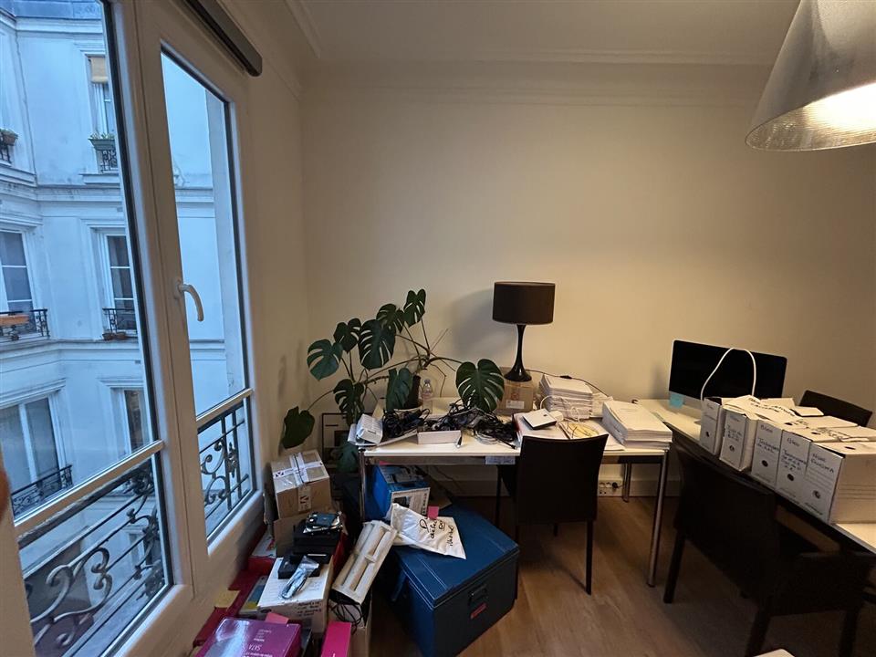 Bureau Location 75010 PARIS 19 RUE BEAUREPAIRE