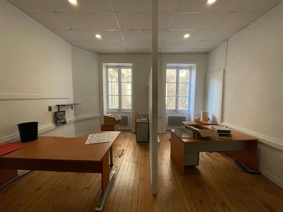 Bureau Vente/Location 44000 NANTES 22 RUE DES HALLES