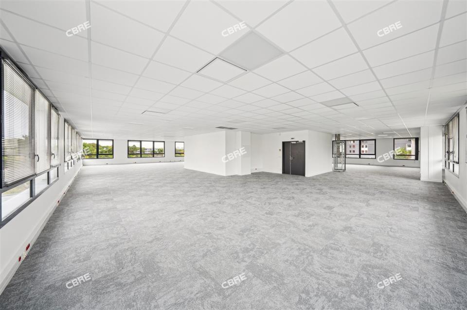 Bureau Location 33700 MERIGNAC 77 AVENUE DU PRESIDENT JOHN FITZGERALD KENNEDY