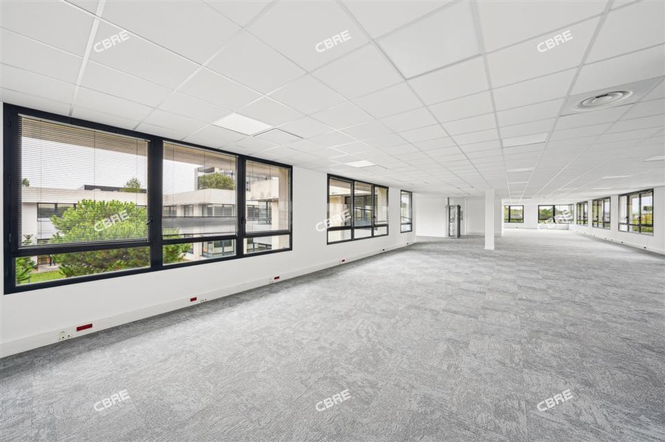 Bureau Location 33700 MERIGNAC 77 AVENUE DU PRESIDENT JOHN FITZGERALD KENNEDY