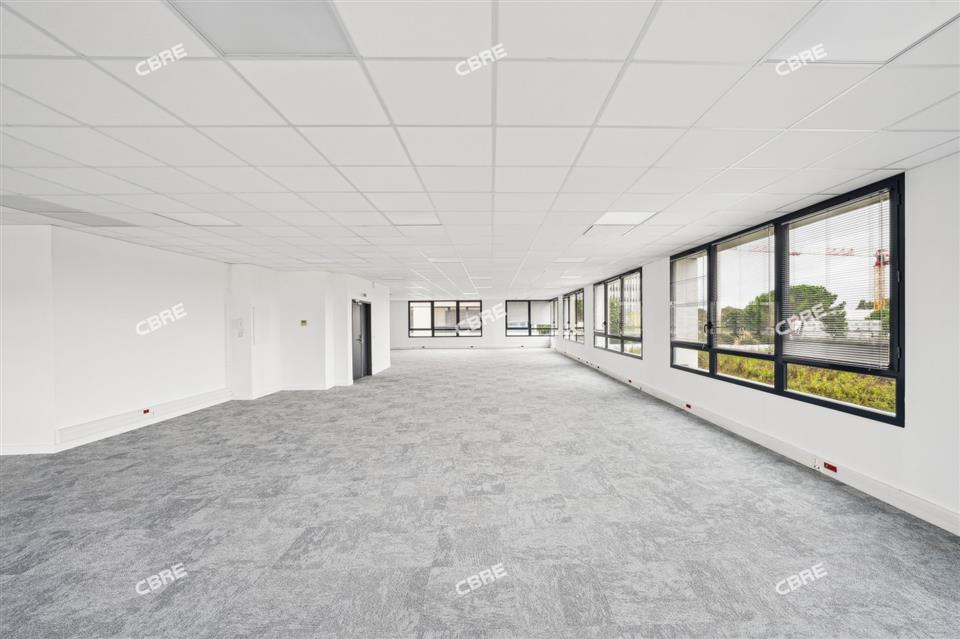 Bureau Location 33700 MERIGNAC 77 AVENUE DU PRESIDENT JOHN FITZGERALD KENNEDY