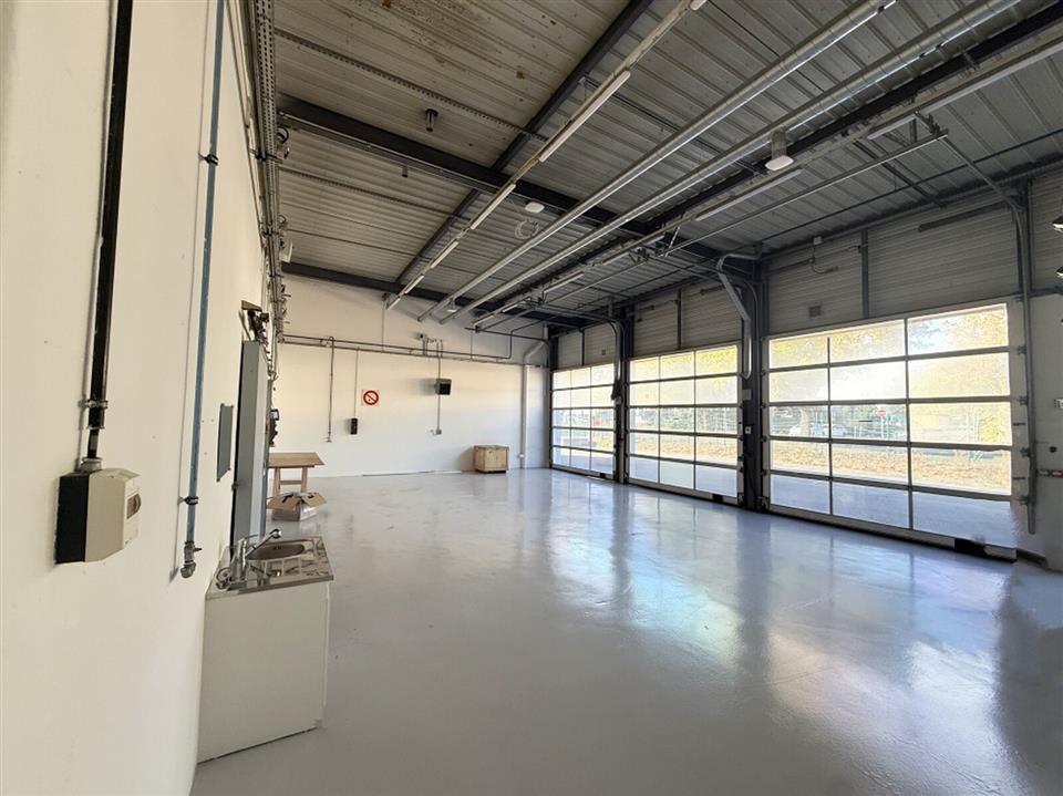 Local d'activités Location 78530 BUC