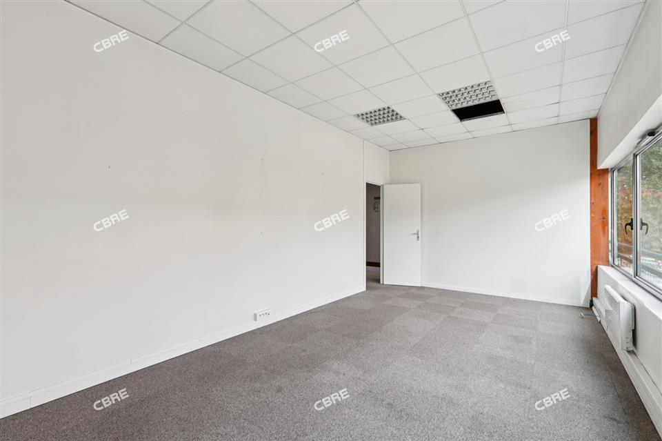 Local d'activités Location 93350 LE BOURGET