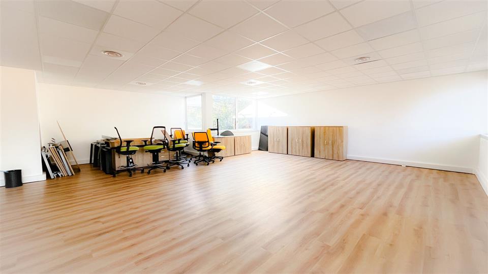 Bureau Vente 06560 VALBONNE