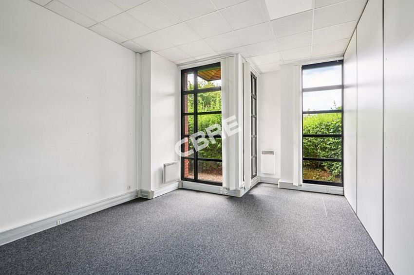 Bureau Location 78280 GUYANCOURT