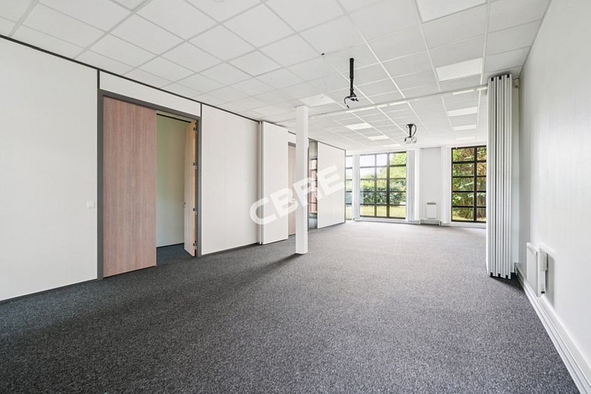 Bureau Location 78280 GUYANCOURT